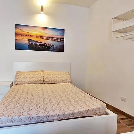 Center Little - 2 - Apartman *